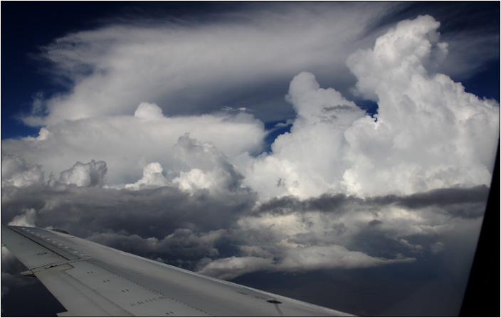 In the air #05 (12634 visites, score 6.17) In the air #05