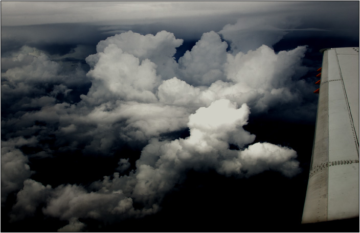 In the air #16 (12995 visites, score 6.24) In the air #16